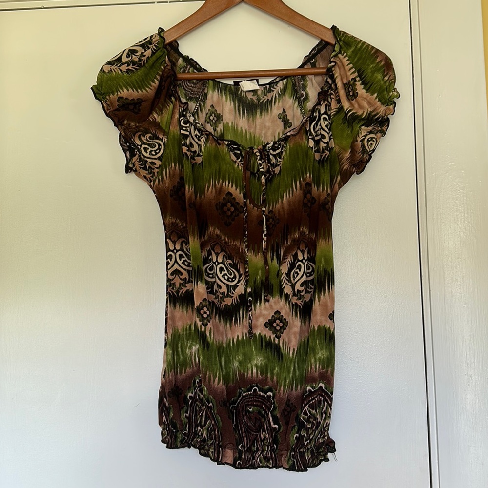 Womens agenda top